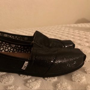 LIKE NEW TOMS | Black Glittered Toms Slip-on Shoes